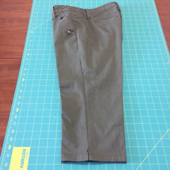 Cleo Capri Pants - Picture 3 of 5